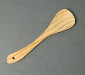 Estilo europeo real elegante personalizado ecológico ligero hogar utensilios de cocina de madera cuchara de sopa de mango largo - Product Image 2