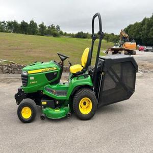 รถตัดหญ้าแบบนั่งขับ John Deere X950R 25 แรงม้า พร้อมถาดเก็บหญ้าแบบยกสูง ลดราคาพิเศษ - Product Image 4