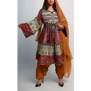 ชุดเดรสสไตล์กูจิแบบอัฟกานิสถาน ลำลอง ทันสมัย คอสูง แขนยาว ปรับขนาดได้ สั่งผลิตขั้นต่ำน้อย เหมาะสำหรับงานปาร์ตี้ - Product Image 1