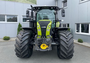 Tracteur agricole haute performance Claas Arion 570 Série 4x4 avec moteur Perkins, machine agricole durable pour les travaux sur le terrain - Product Image 2