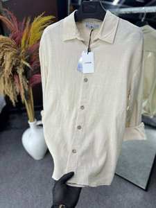 Camisa informal de manga larga con cuello en V y doble botonadura de satén para hombre, ropa de playa de verano con botones, Vestido ligero y transpirable para - Product Image 3