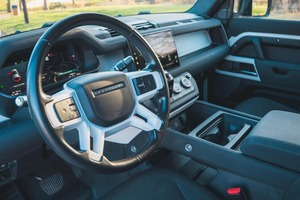 Land Rover Defender 110 2022 Usado en Buen Estado, Motor Turboalimentado de 4 Cilindros, 4x4 - Product Image 3