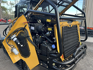 Cabezal triturador forestal de alto rendimiento ASV Posi-Track Skid Steer RT-135F, ancho de oruga 20'', caudal hidráulico 50 GPM, en venta. - Product Image 6