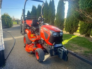 Modèle 2022 pour tondeuse à benne basculante Kubota G2611 152 heures Service complet boîte à herbe bricolage Grade One propriétaire privé - Product Image 5