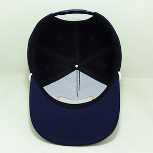 Parche tejido Logo Contraste Cuerda Sombreros 5 paneles Suave estructurado Ala ligeramente curvada Cierre Snapback ajustable Azul marino/Blanco OEM - Product Image 4