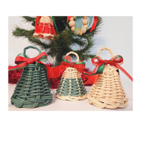 Cloches de Noël en rotin écologiques pour décor de vacances rustique