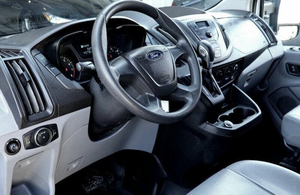 Vente rapide FORD TRANSIT CARGO 350 3 portes, châssis long, toit moyen, fourgonnette avec porte coulissante côté passager - Product Image 2