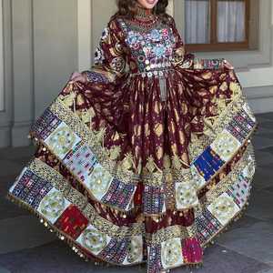 Vente chaude prix de gros broderie à la main traditionnelle Tribal Afghan Kuchi robes de mariée 2025 dernière robe afghane pour les femmes - Product Image 2