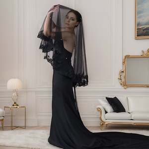 Velo de Lujo Bridella V65A, Negro Perla y Encaje, Tul Suave, Ajuste Cómodo para Bodas, Fiestas, Graduaciones, Apliques Bordados Largos - Product Image 5