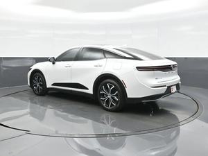 Toyota Crown Platinum 2026, berline 4 portes, transmission intégrale, certifiée, propre et d'occasion, boîte de vitesses automatique, conduite à gauche, cuir foncé, turbo, électrique - Product Image 6