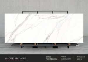 Sofisticación Arquitectónica Moderna con Losas de Porcelana Gris de Alto Brillo de 1200x2800 mm - Product Image 4