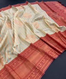 Saree en soie noire élégante pour femme avec broderie fantaisie et tenue de fête élégante pour les occasions spéciales - Product Image 4