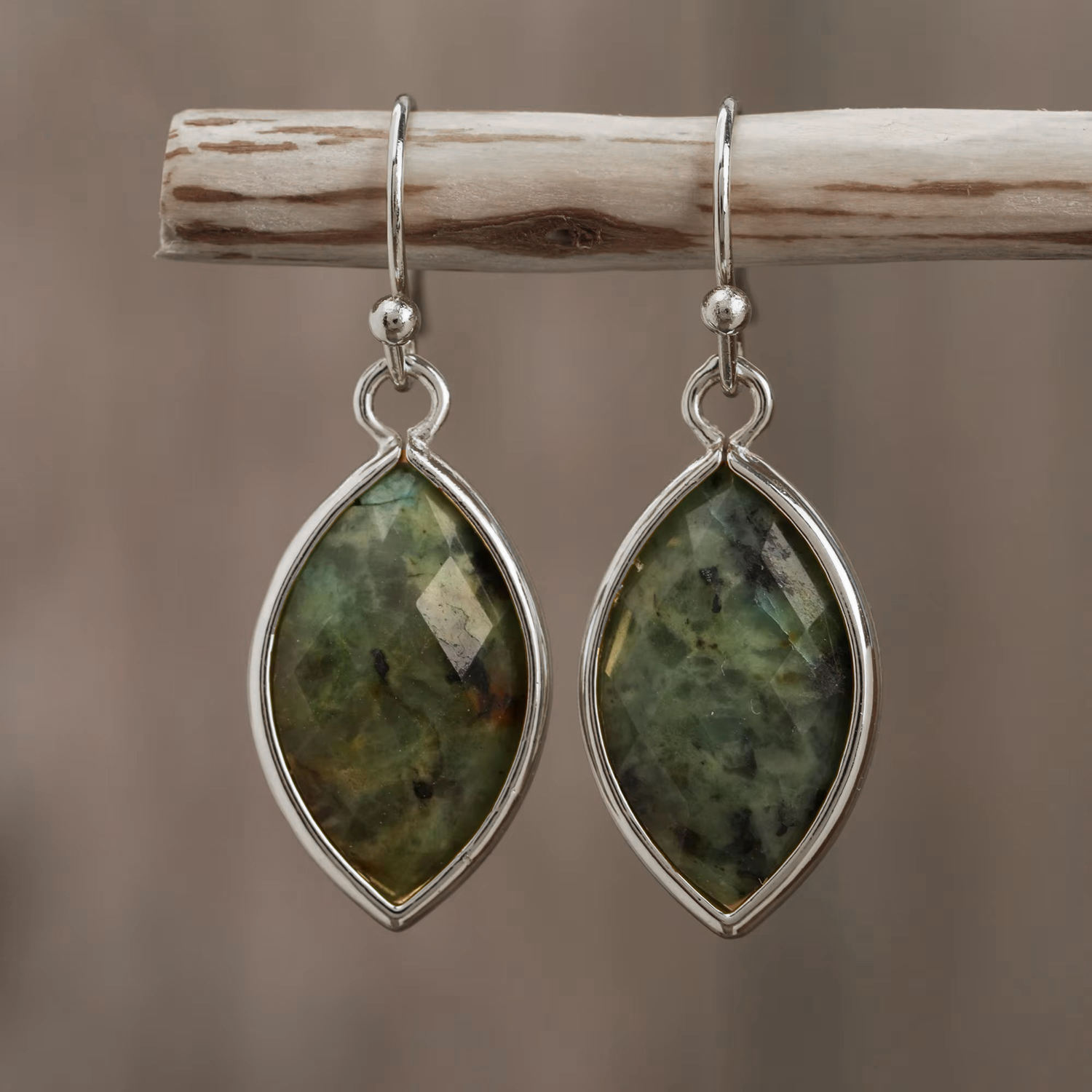 เทอร์ควอยซ์แอฟริกัน