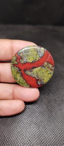 ขายดีธูปเลือดมังกรธรรมชาติอัญมณีเรซิ่นสีแดงและเขียวหลวมสำหรับทำเครื่องประดับ - Product Image 4