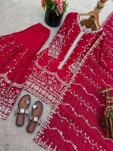 Nouvel ensemble prêt-à-porter traditionnel pour fête, haut et bas avec dupatta, broderie lourde - Product Image 4