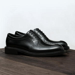 Chaussures mocassins en cuir de veau avec détails cousus à la main et soutien de la voûte plantaire, chaussures de ville pour hommes - Product Image 2