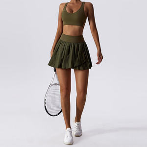 Elegante uniforme de tenis para mujer, diseño ligero y duradero, perfecto para partidos y actividades al aire libre - Product Image 5