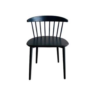 Chaise de salle à manger en teck, finition soignée et lisse, vendue à prix de gros - Product Image 1