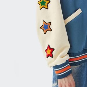 Blousons universitaires pour hommes en laine personnalisée avec manches en polyester, col montant, design mode extérieur, style hip-hop, blousons Letterman - Product Image 4