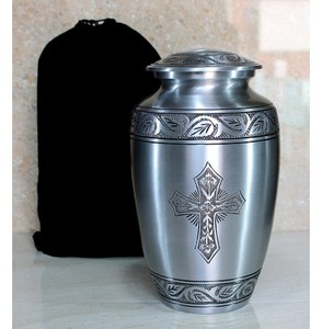 Handmade Metal Pet Cremation <b>Urn</b> 200 Cubic Inch Capacity Elegant Customizable Memorial Dogs <b>Cats</b> American Style Engraved - Product Image 6