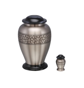 Urna de cremación de compañero adulto de metal sólido nuevo corazón de recuerdo de latón dorado con urna funeraria de diseño grabado de estilo europeo - Product Image 2