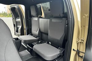 TOYOTA TACOMA TRD OFF-ROAD ACCESS CAB 4X4 2018 USADO (LHD/RHD) - Product Image 6