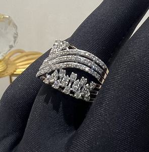 Anillo de Bodas de Oro Sólido de 18K con Diamante Natural Certificado por Terceros, Corte Brillante Redondo para Mujer, Modelo VDS VDSR250 - Product Image 3