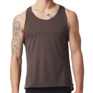 2026 Seamless <b>Singlet</b> Plain Manufacturer Streetwear Vintage Custom Design Round Neck Sleeveless Running Wear Tank Top <b>For</b> <b>Men</b> - Product Image 3