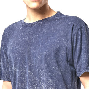 Top des tendances O Neck T-shirt délavé à l'acide pour hommes 100% coton respirant longue longueur régulière T-shirt teint uni pour hommes OEM - Product Image 5