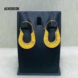 Pendientes de joyería chapados en oro, nuevo diseño - Product Image 1