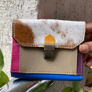 Venta al por mayor de diseño personalizado de cuero reciclado pequeño monedero cartera crédito Multi-tarjetero función cuero de vaca triple carteras para las mujeres - Product Image 3