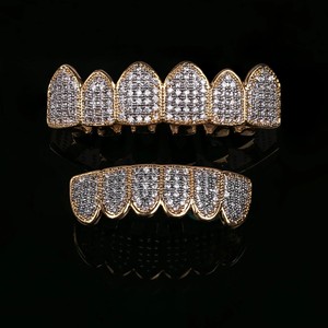 เงิน 925 ชุบทองคําขาว 14K VVS Moissanite Grillz สวมใส่ทุกวัน Iced Out Grillz ฮิปฮอปฟันเพชร Grillz - Product Image 4