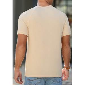 T-shirt décontracté à manches mi-longues de coupe régulière à col ras du cou gaufré 100% coton pour hommes - Product Image 2