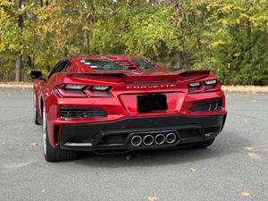 Chevrolet Corvette ZR1 3LZ 2025, Motor V8 Twin Turbo TPI DI de 5.5L y Alto Rendimiento, Coupé Automático - Product Image 3