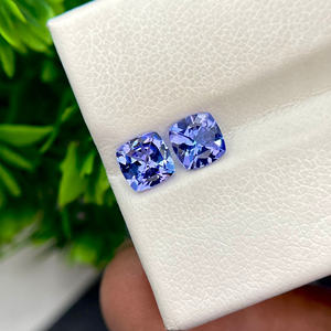 Vente en gros de 5mm de tanzanite bleue naturelle, loupe en forme de coussin, pierre précieuse Zoisite propre pour la fabrication de bijoux, pour artistes et designers - Product Image 1