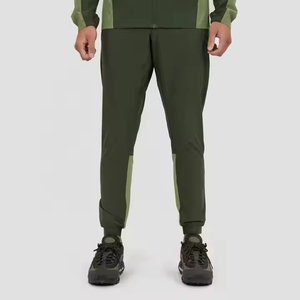 Top Qualité Coupe-Vent Sweat Ensemble En Gros Respirant En Vrac Nouveau Venir Conception Polyester Manches Longues Personnalisé Votre Propre Jogger Ensemble - Product Image 6