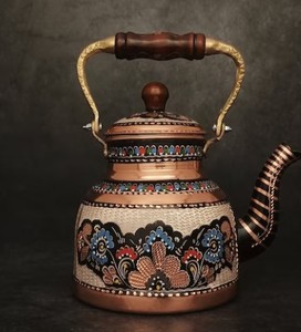 Bouilloire Arbi en laiton moulé avec miroir Bouilloires en métal en laiton coulé poli dans l'artisanat indien polonais miroir - Product Image 4