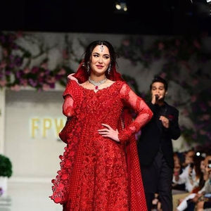 Lehenga indien de qualité supérieure, maxi, broderie lourde, tenue traditionnelle ethnique pour femmes, style pakistanais - Product Image 5