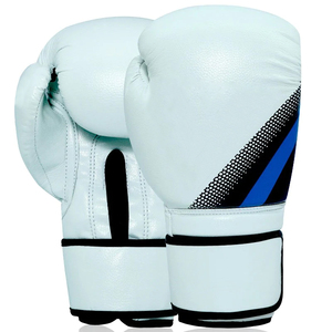 Guantes de Boxeo Profesionales de Primera Marca, Personalizables con Logotipo del Club, con Cordones, Fabricados en Cuero, con Agarre para las Manos - Product Image 2