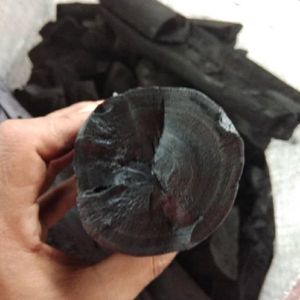 Morceau de charbon de bois noir naturel 100% pour barbecue (barbecue) - Product Image 6