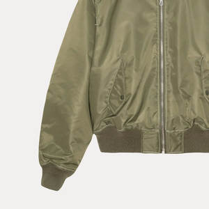 Blouson bombardier matelassé Streetwear élégant et chaud Blouson aviateur matelassé avec poignets côtelés Blouson aviateur décontracté pour hommes - Product Image 3