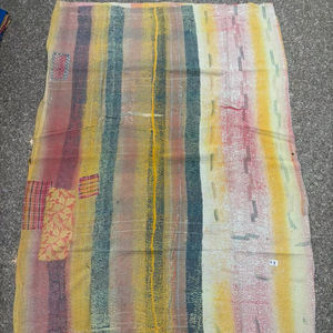 Hecho a mano Reversible Kantha sostenible cosido a mano Kantha tradicional Vintage 100% algodón hecho a mano Boho Chic Kantha - Product Image 1