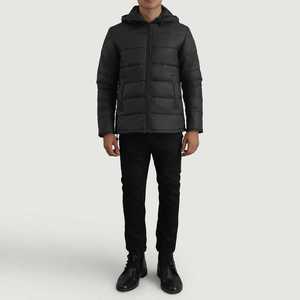 Factory Made Solid Black Color Men's Outdoor Jacket High Quality Polyester <b>Fabric</b> Quilted Packable Zipper Style Puffer Jacket - Product Image 6