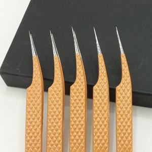 Pinzas Profesionales Personalizadas para Extensión de Pestañas, Agarre Fuerte, Punta de Fibra de Acero Sostenible, Acero Inoxidable Japonés - Product Image 2