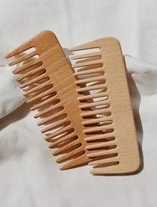Peigne de toilettage en bois durable avec finition lisse pour un flux de cheveux facile, démêlage confortable, soin sain, personnalisation de la marque et de la couleur - Product Image 4