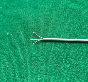 Nuevo Instrumento Quirúrgico Reutilizable Pentax 4FRx60cm, Pinzas Tripuntas Laparoscópicas de Acero Inoxidable para PCNL, Manuales, con Certificación CE - Product Image 4