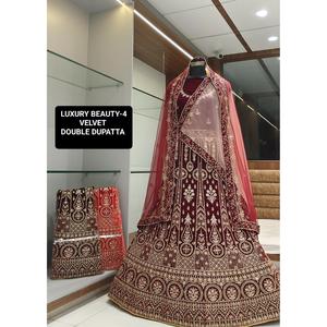 Lehenga Choli de Terciopelo de Primera Calidad a Precio Inmejorable, Corte Holgado, Manga Corta, Bordado, el Más Popular para Ocasiones Festivas, Directo de India - Product Image 4