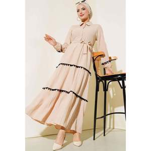 Robe à pompon beige - Product Image 3