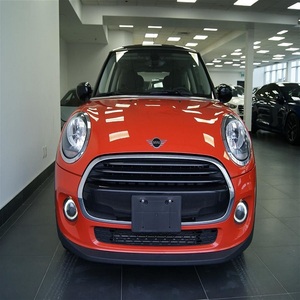 ¡Oferta Imperdible! Mini Cooper 1.5 12V TwinPower Turbo 2021 Súper Limpio, Tracción Delantera, Automático, Naranja, Auto de Lujo - Product Image 1