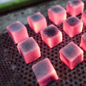 Briquettes de charbon de coco pour chicha et narguilé BBQ en forme de cube Haute qualité Fabriqué à partir de coco Indonésie - Product Image 1